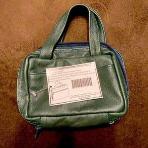 Small Bible or book carrier. 4x4x8. Brand new